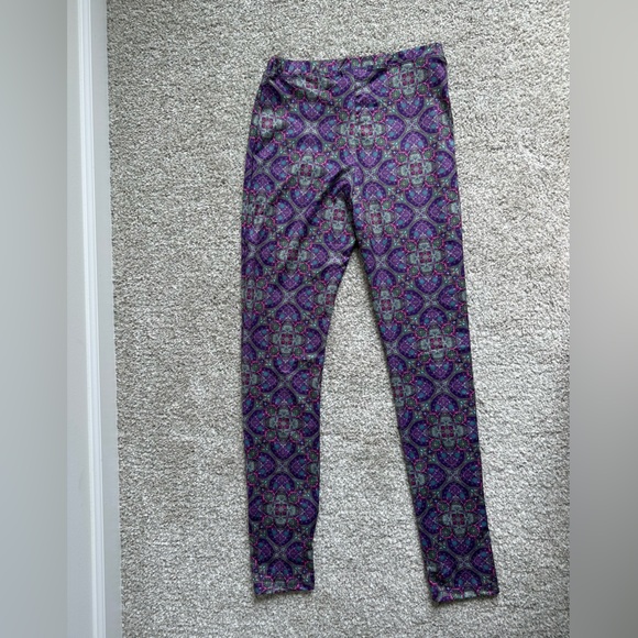 Women’s One World Purple Printed Leggings - Picture 6 of 7